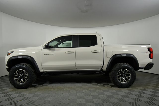 2026 Chevrolet Colorado ZR2 photo 15