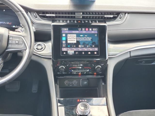 2022 Jeep Grand Cherokee Altitude photo 19