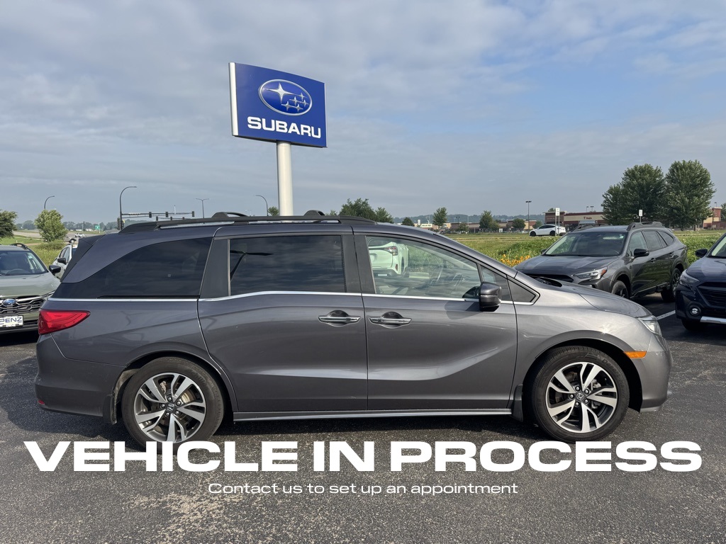 Used 2022 Honda Odyssey Touring with VIN 5FNRL6H84NB027710 for sale in Rochester, Minnesota