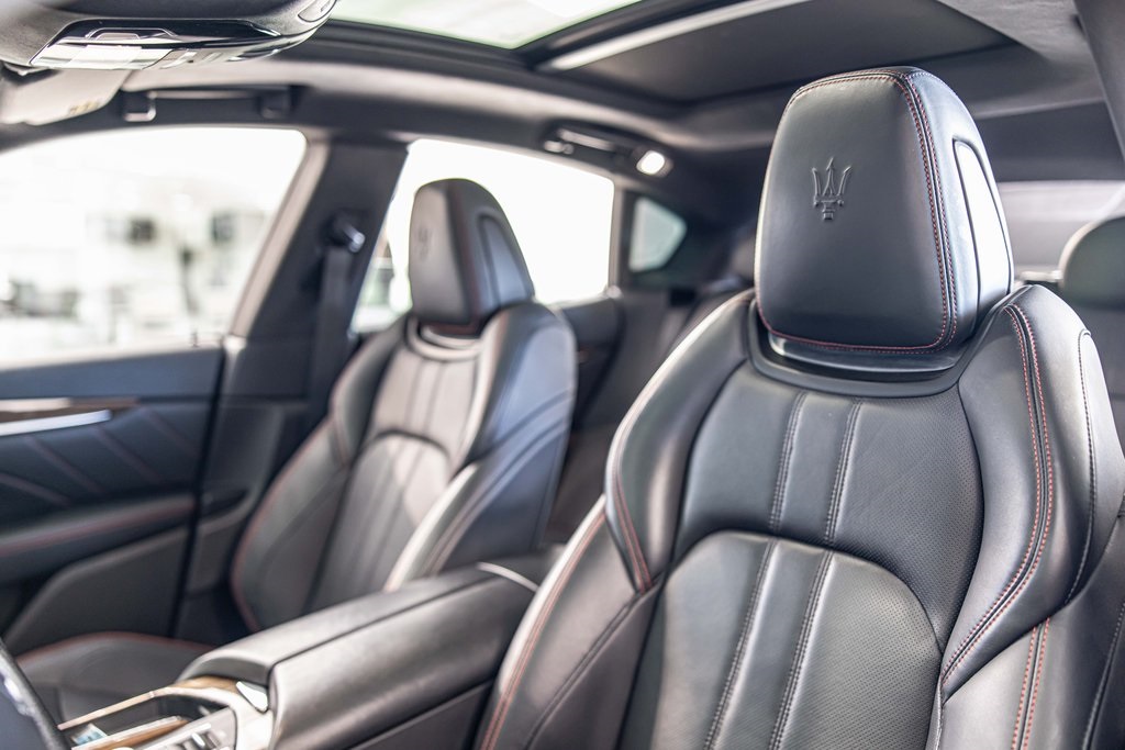 2019 MASERATI LEVANTE - Image 19