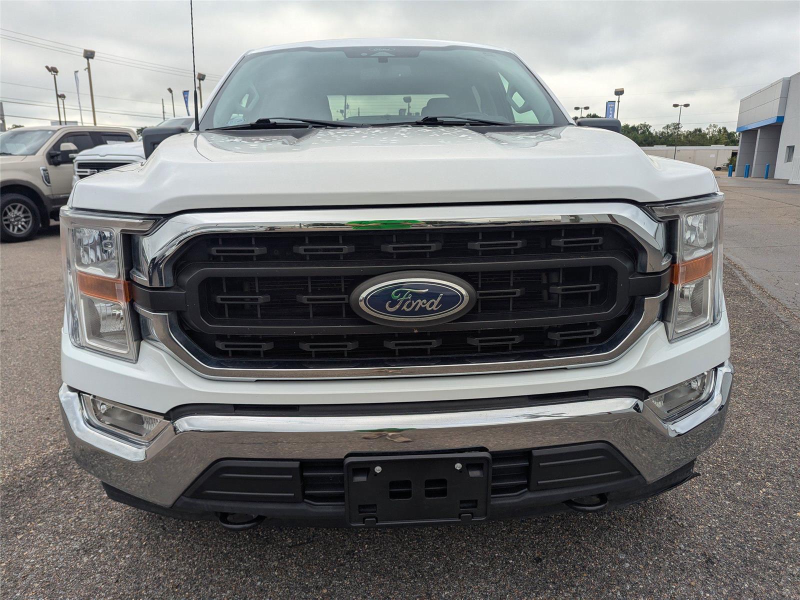 2022 Ford F-150 XLT photo 8