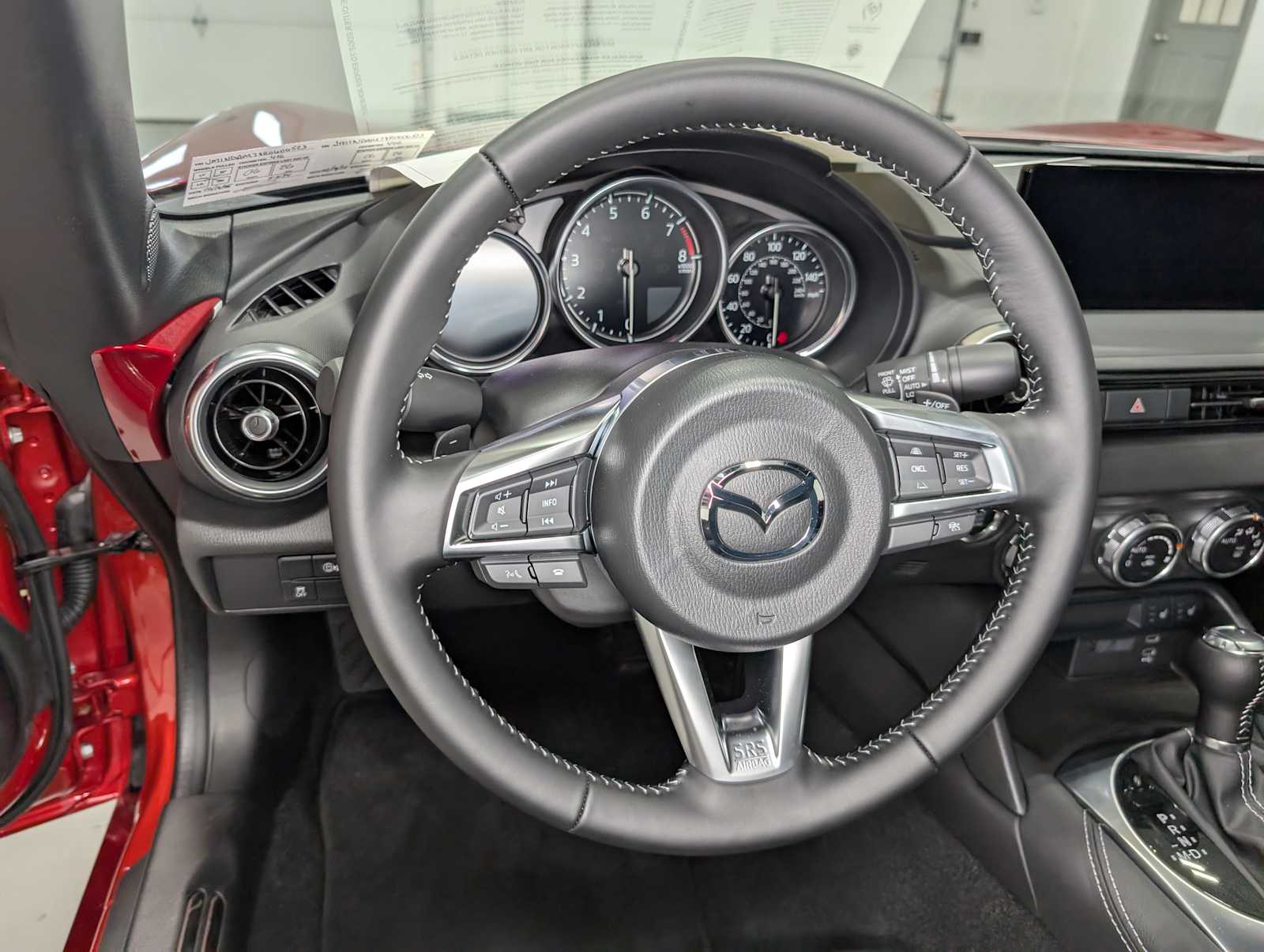 2024 Mazda MX-5 Miata Miata RF Grand Touring photo 28
