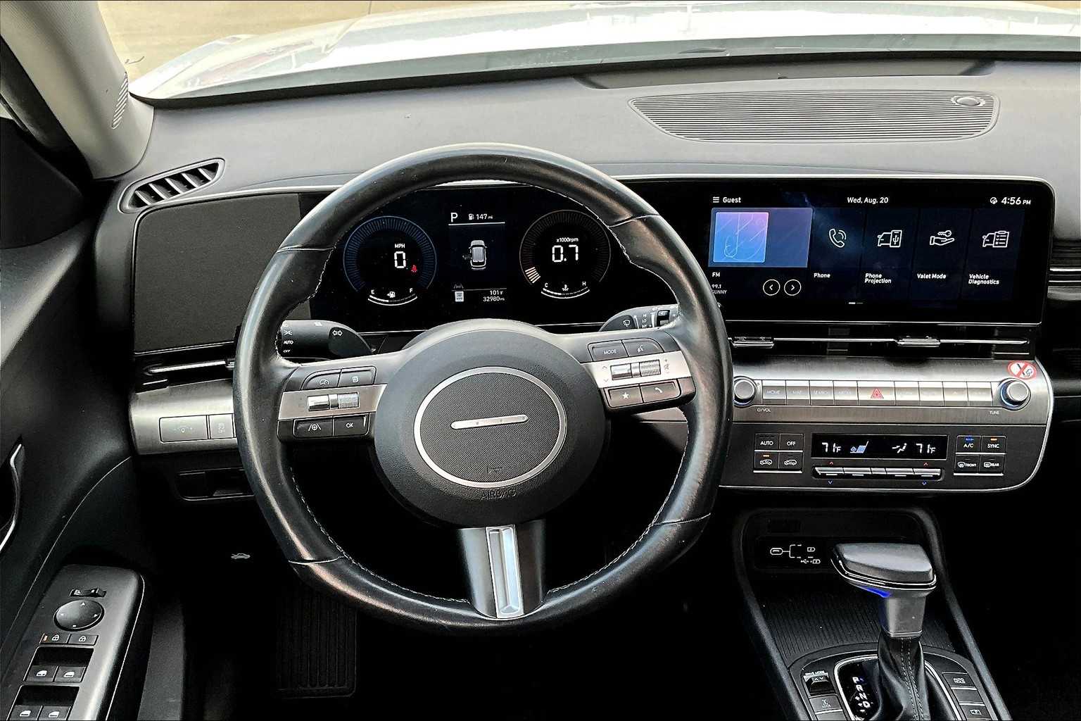 2024 Hyundai Kona SEL photo 5
