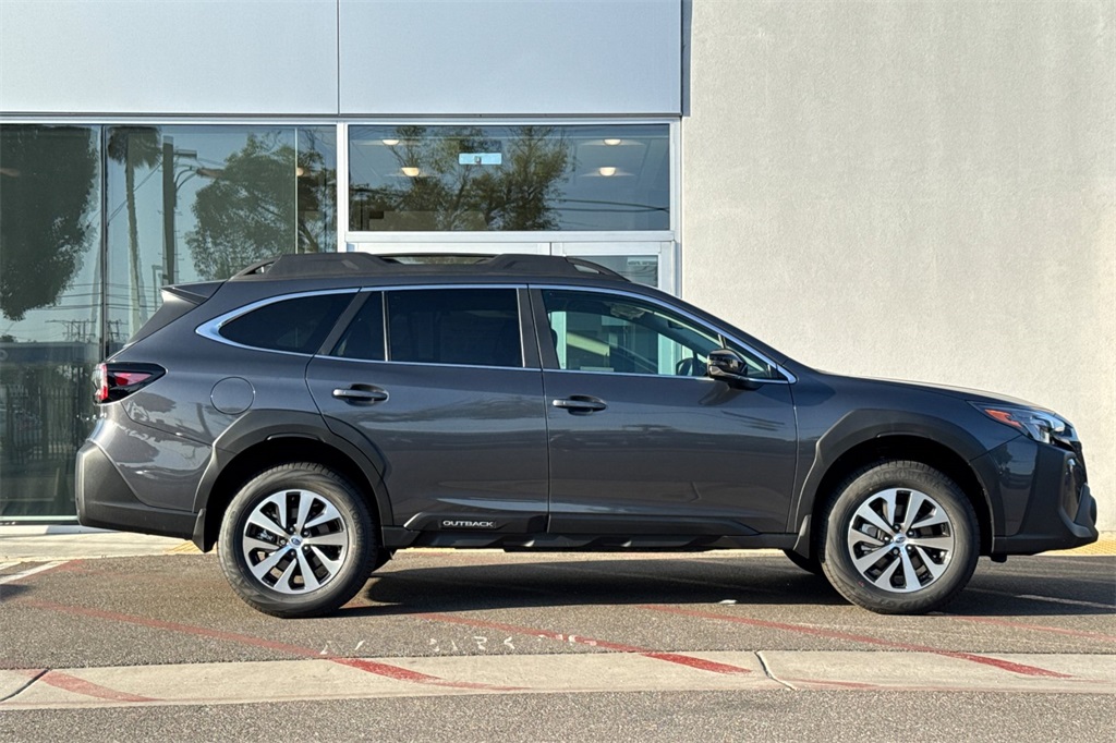 2025 Subaru Outback Premium photo 2