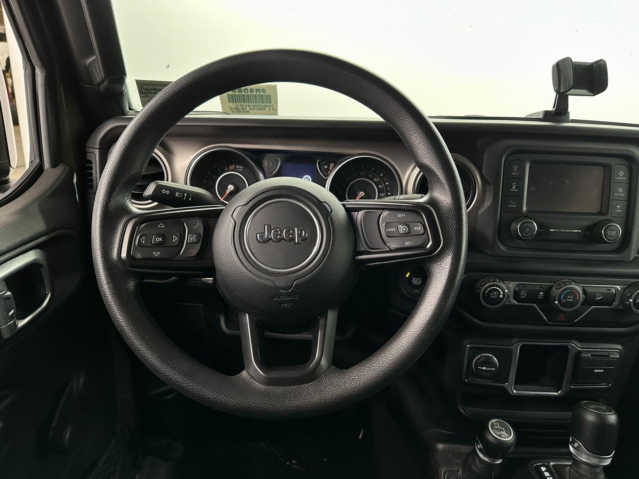 2020 Jeep Wrangler Unlimited Willys photo 8