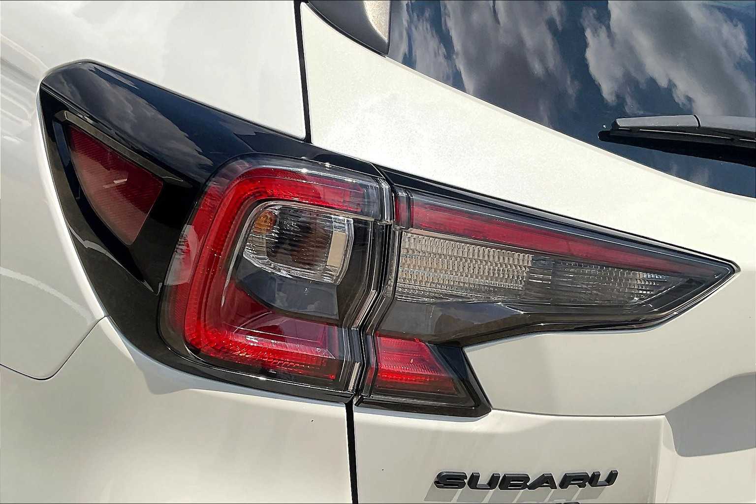 2024 Subaru Outback Onyx Edition photo 26