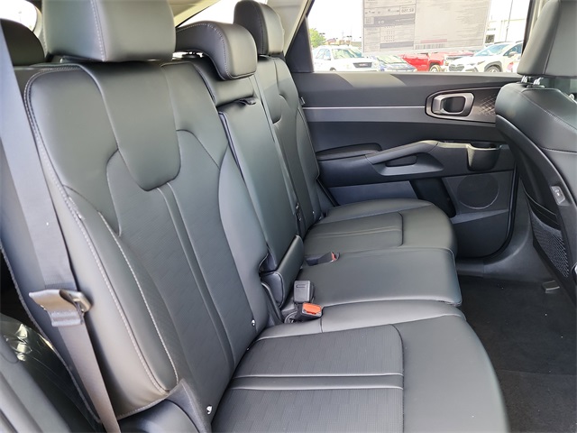 2026 Kia Sorento EX photo 15