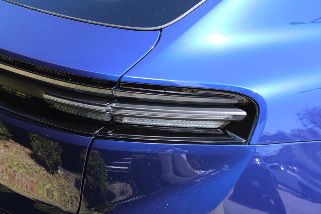 2025 Porsche Macan Electric photo 12