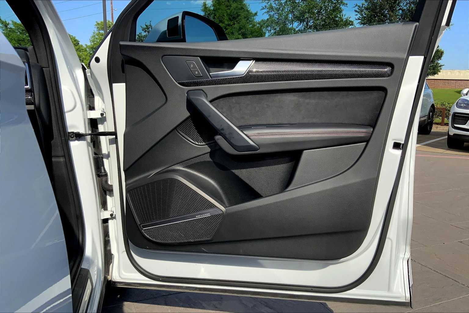 2023 Audi SQ5 Premium Plus photo 41