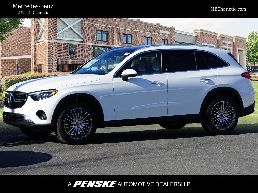 2026 Mercedes-Benz GLC Base's photo