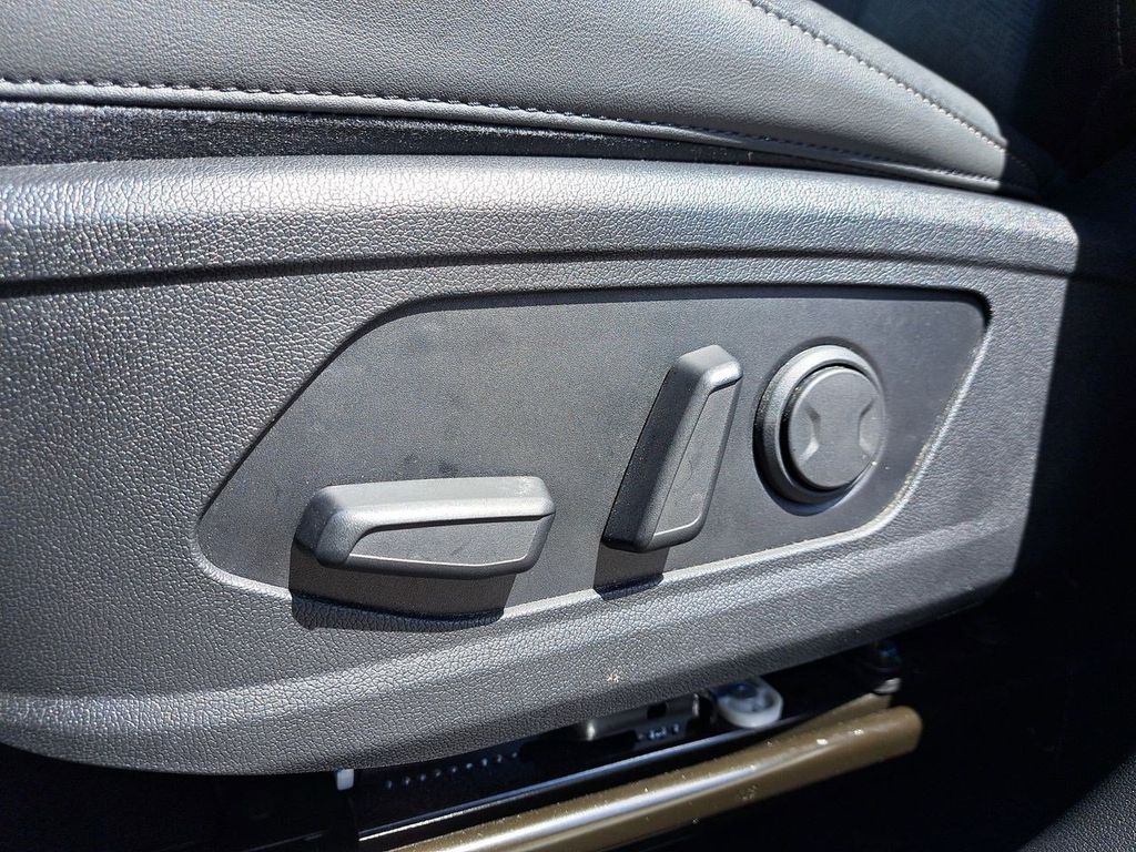 2023 Kia Sorento EX photo 20