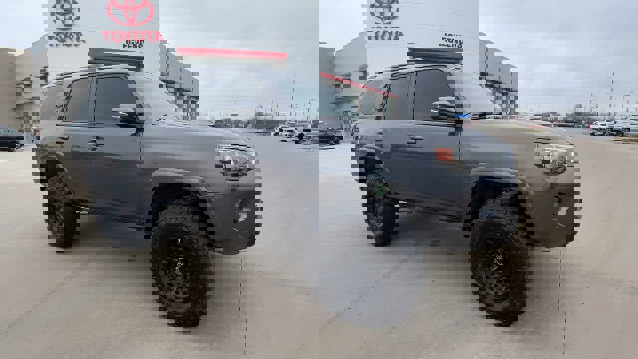 Certified 2018 Toyota 4Runner Off-Road Premium with VIN JTEBU5JR9J5578489 for sale in Kansas City