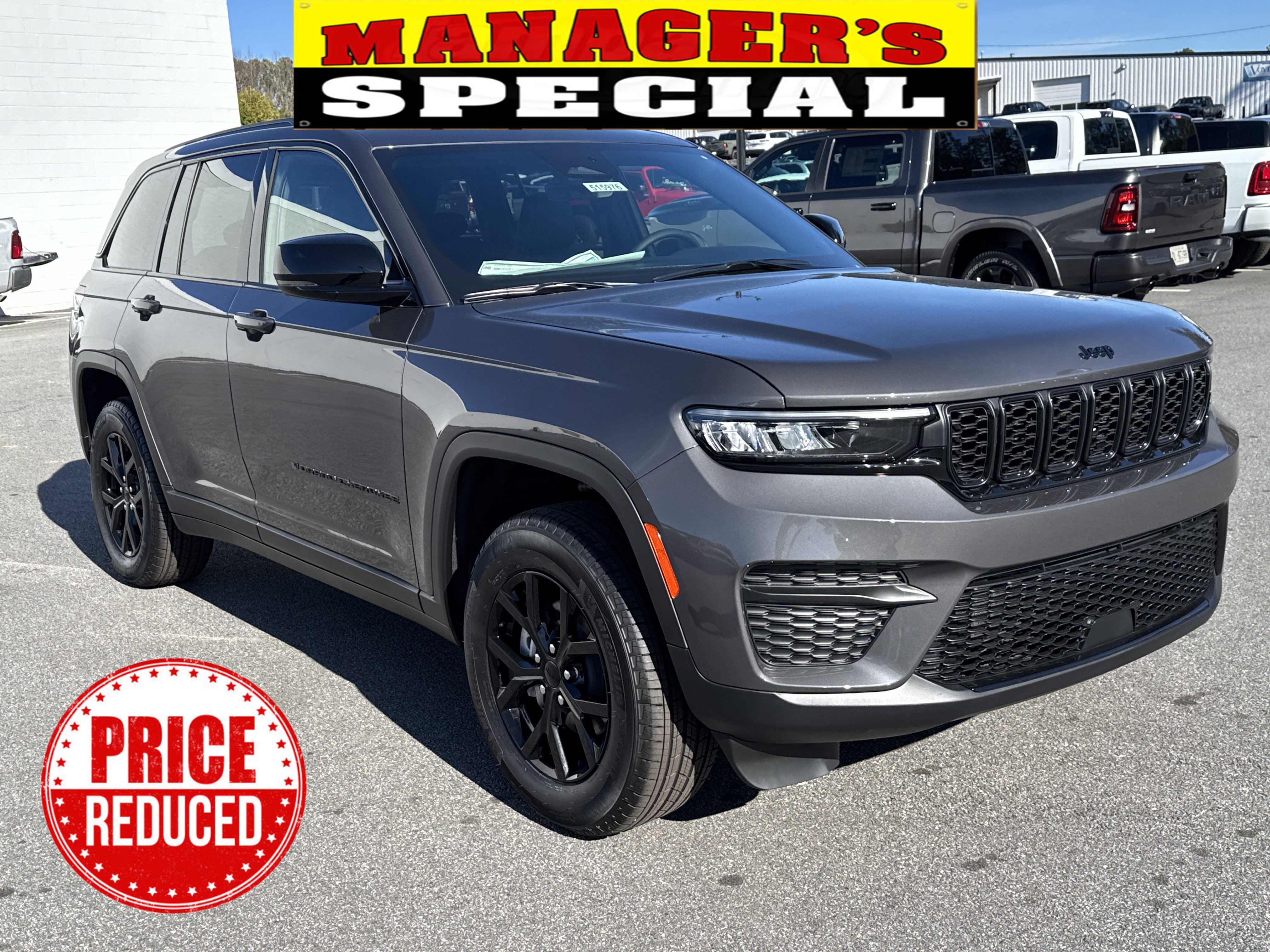 2025 Jeep Grand Cherokee Altitude's photo