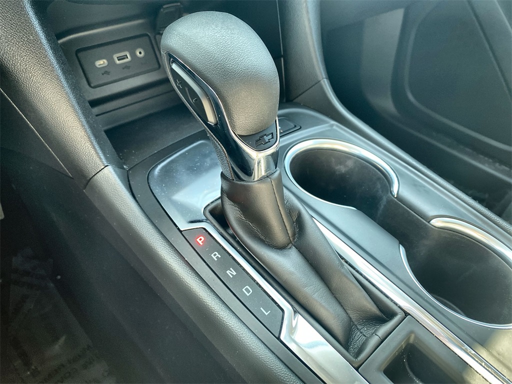 2022 Chevrolet Equinox LT photo 17