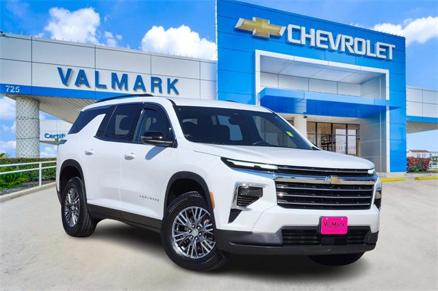 2025 Chevrolet Traverse LT's photo