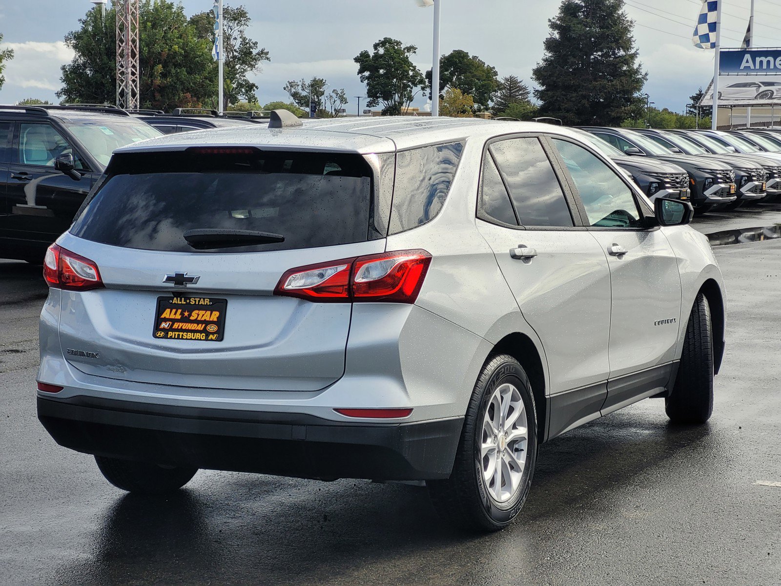 2021 Chevrolet Equinox LS photo 4
