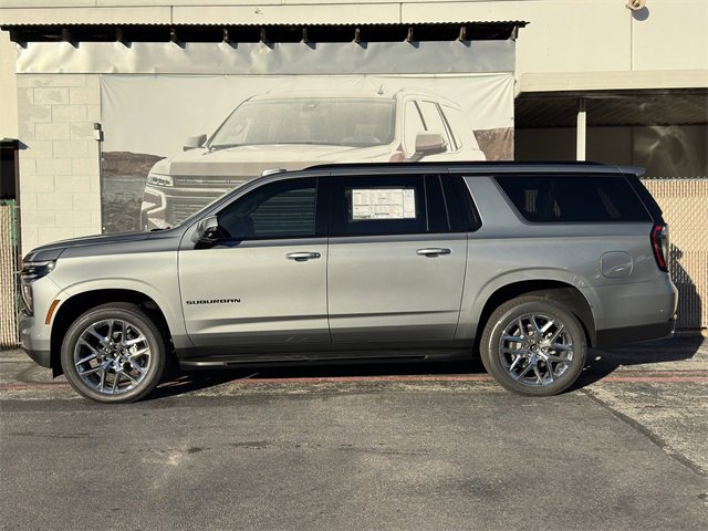 2026 Chevrolet Suburban RST photo 4