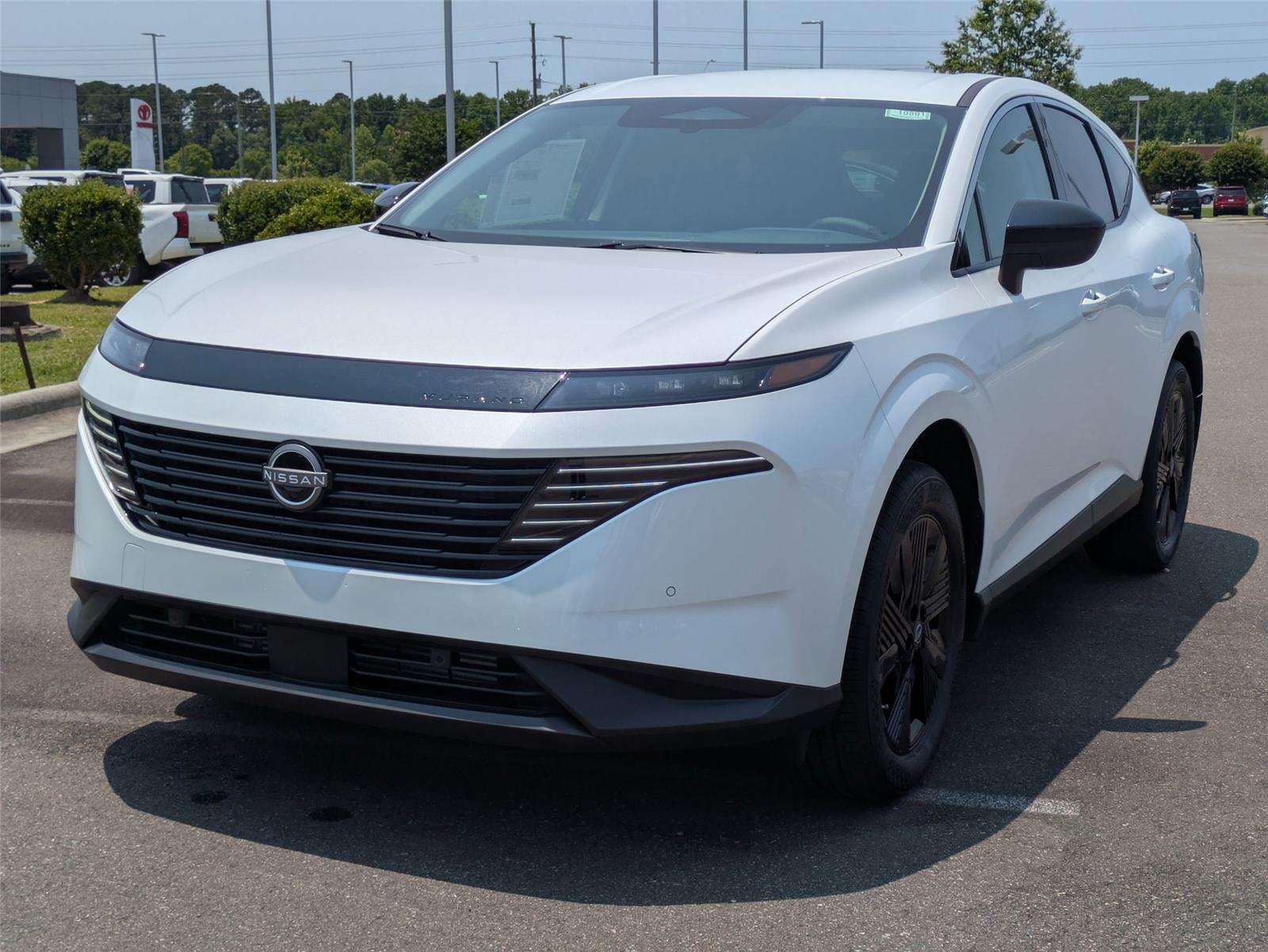 2025 Nissan Murano SV's photo