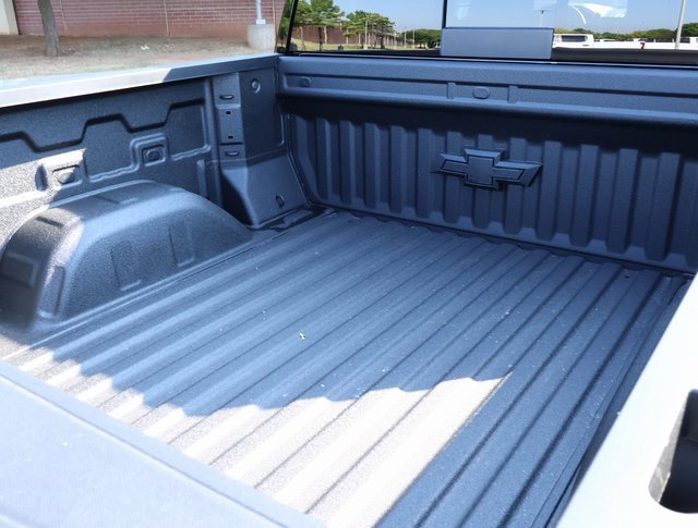 2025 Chevrolet Silverado 1500 LT photo 16