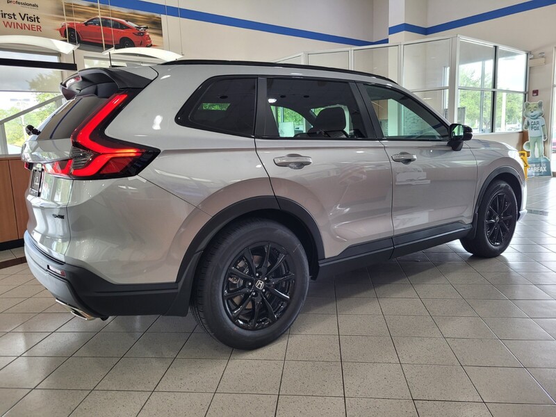 2026 Honda CR-V Hybrid Sport-L photo 4