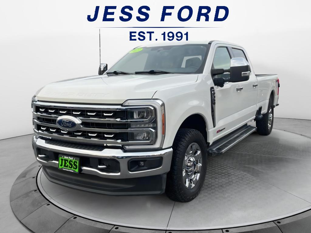 2023 Ford F-350 Super Duty Lariat's photo