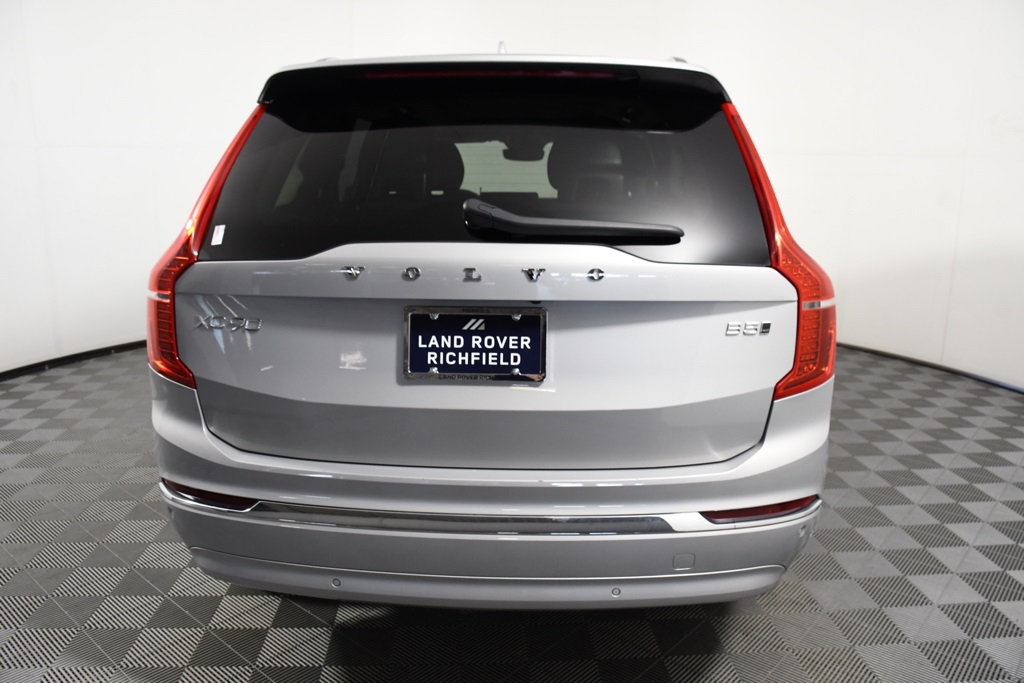 2024 Volvo XC90 B5 Plus photo 5