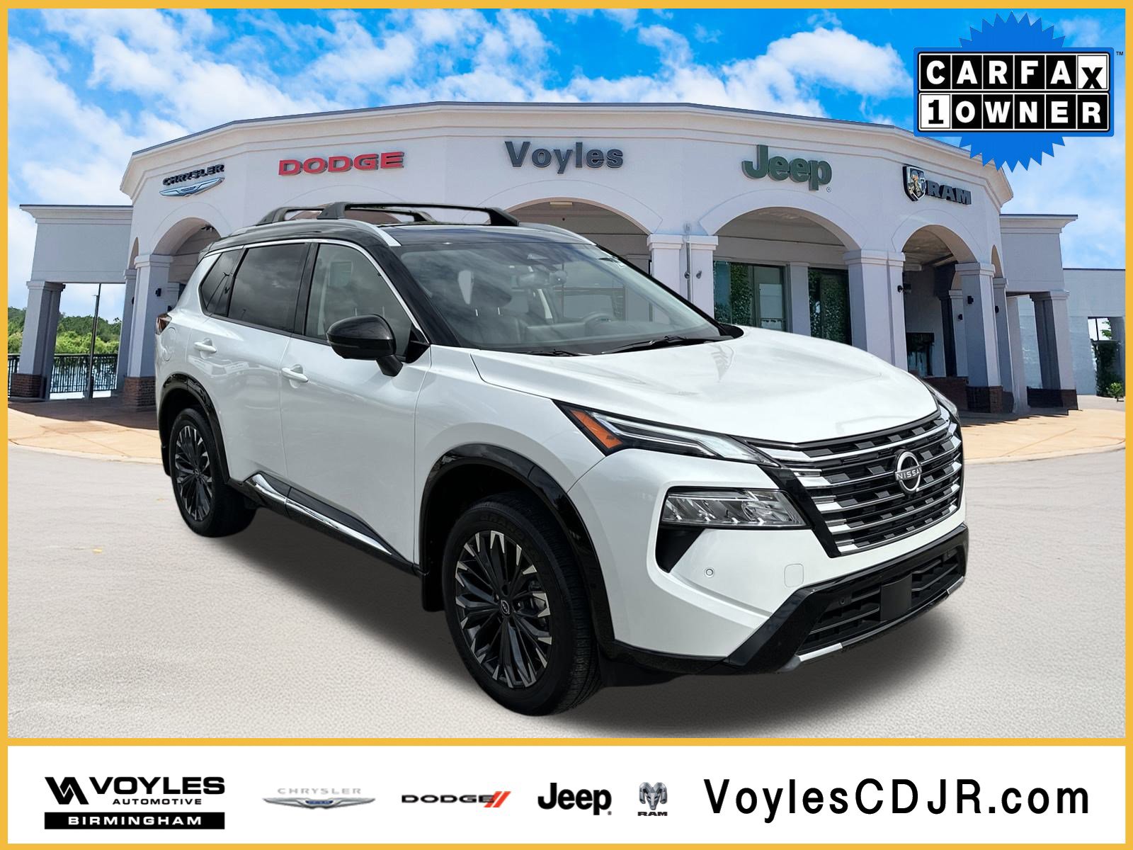 2025 Nissan Rogue Platinum's photo