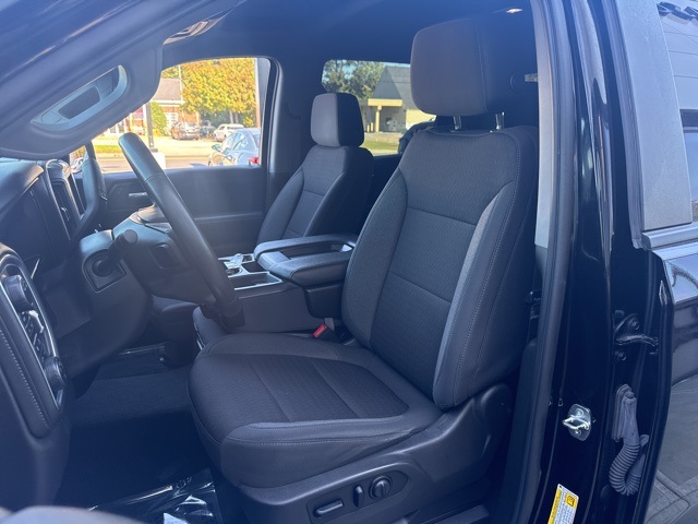 2021 Chevrolet Silverado 1500 RST photo 5