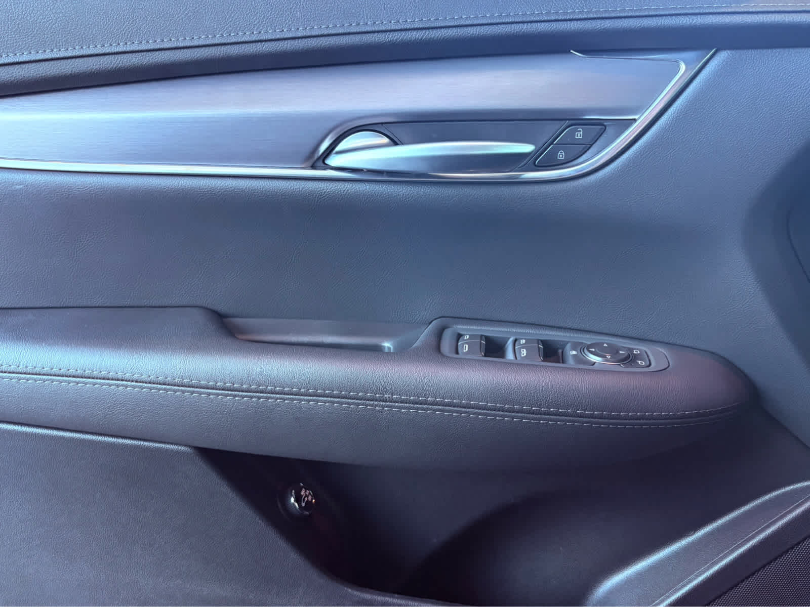 2025 Cadillac XT5 Luxury photo 14
