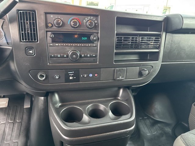 2023 Gmc Savana Cargo 2500 photo 15