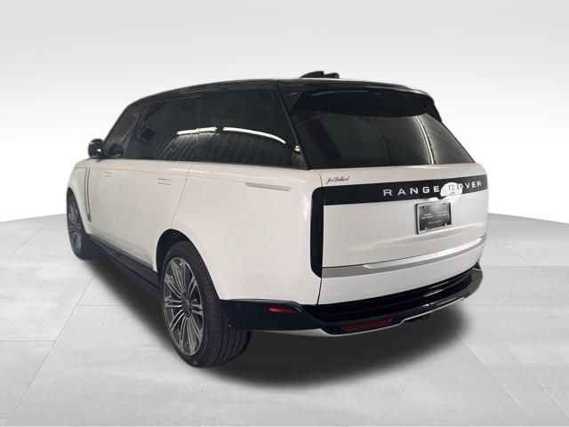 2025 Land Rover Range Rover Autobiography photo 6