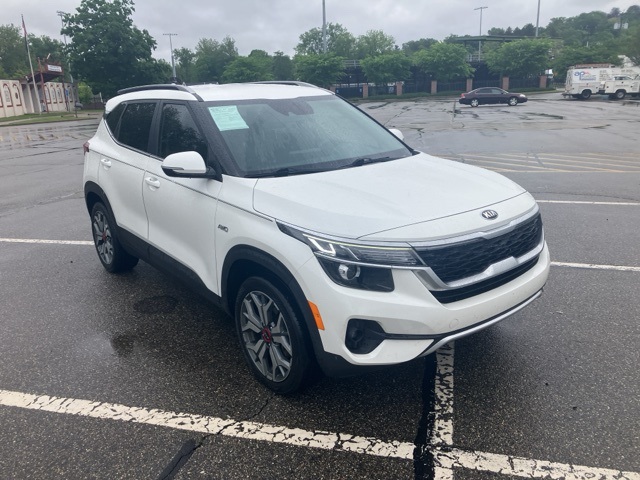 2021 Kia Seltos S photo 3