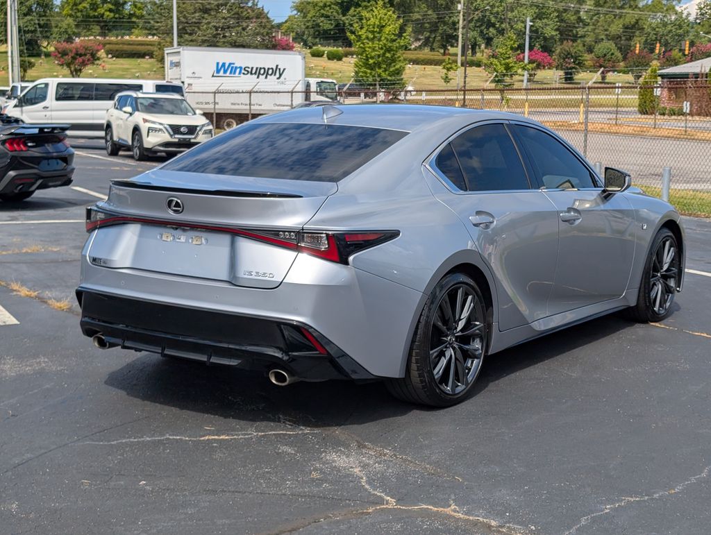 2023 Lexus IS 350 F SPORT photo 4