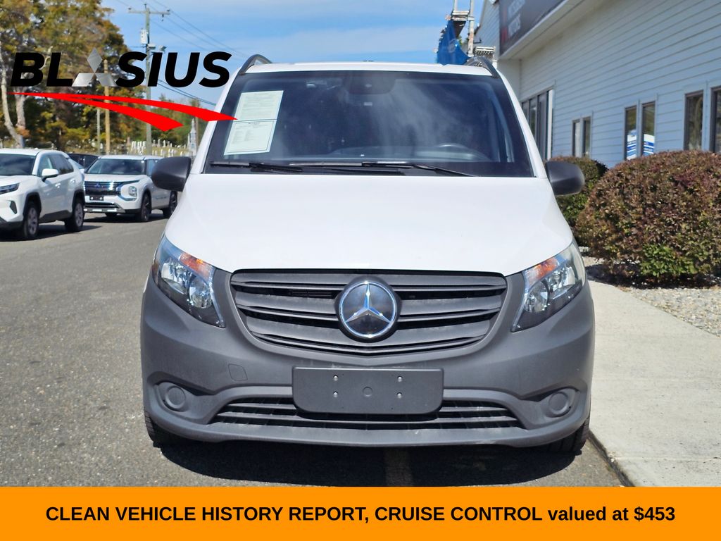 2023 Mercedes Benz Metris Cargo Van photo 2