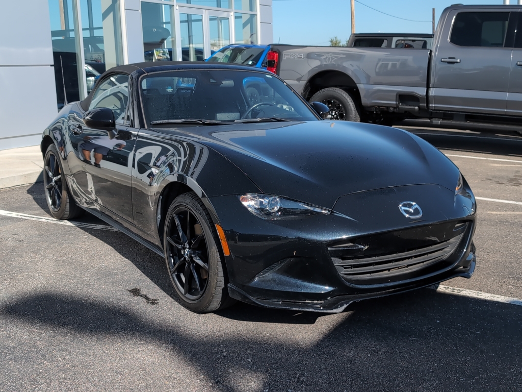 2021 Mazda MX-5 Miata Miata photo 2