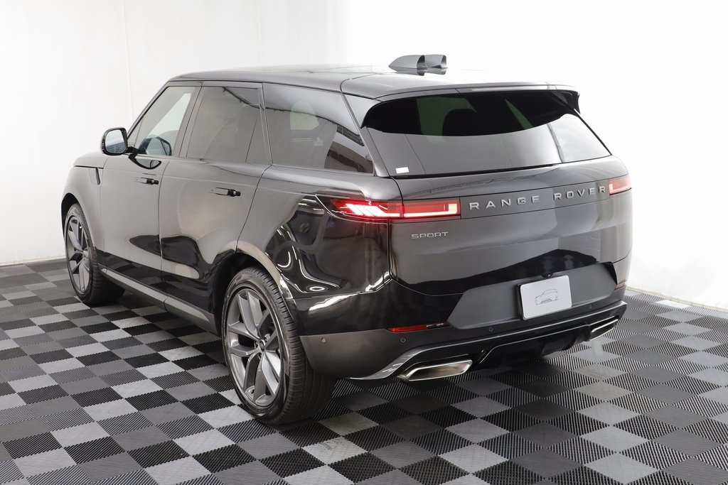 2025 Land Rover Range Rover Sport SE photo 18