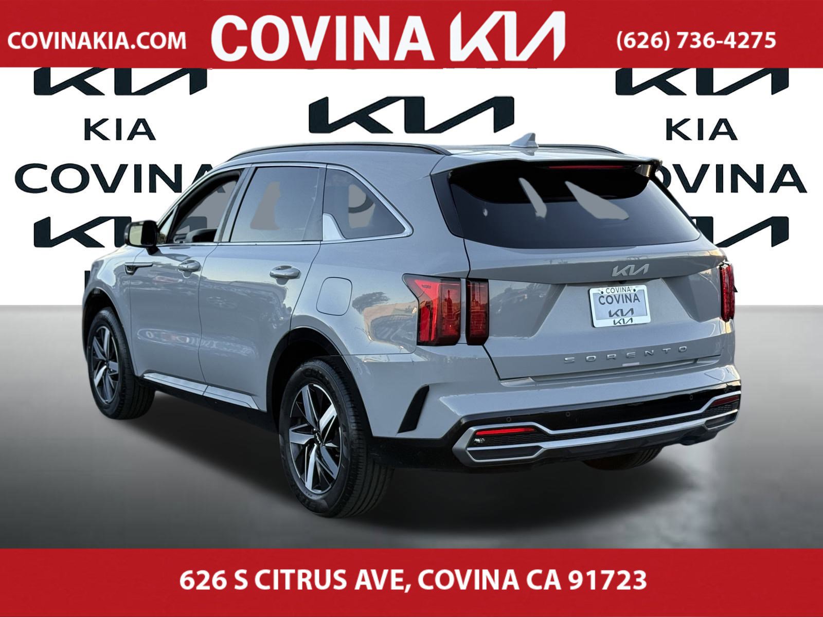 2022 Kia Sorento EX photo 2