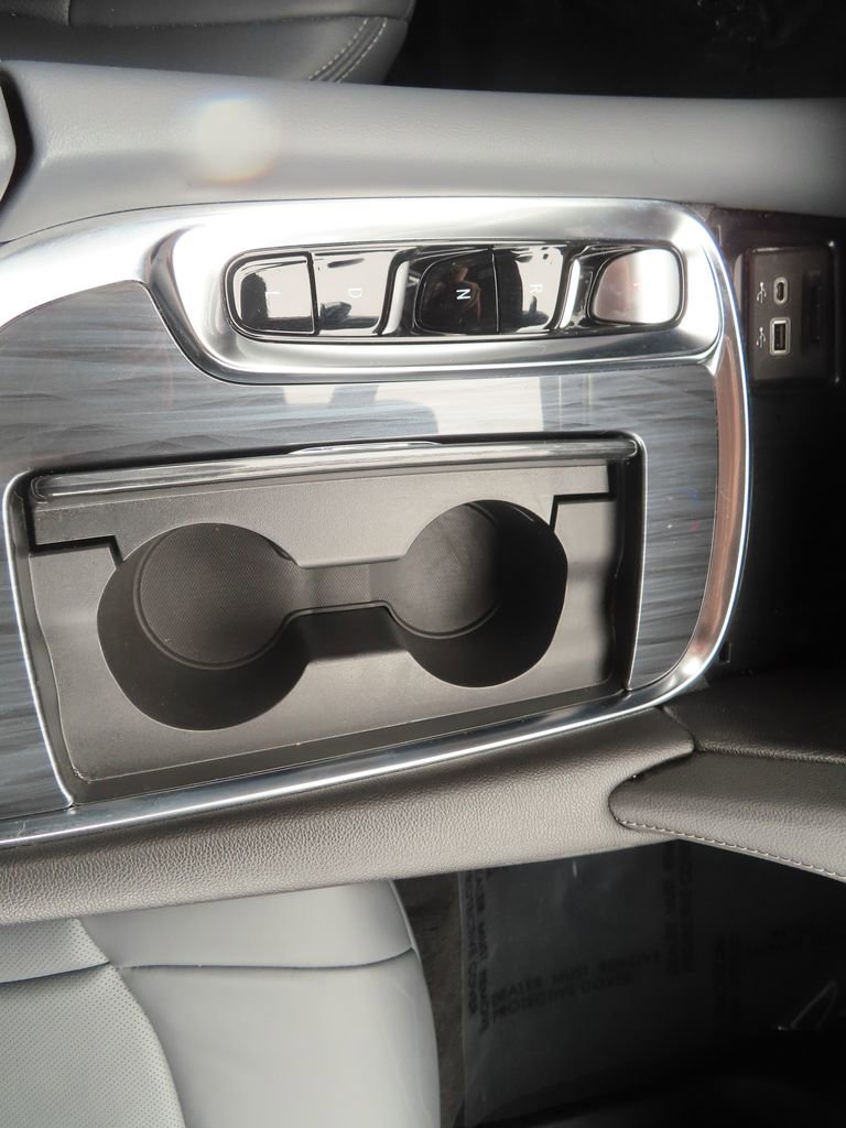 2024 Buick Enclave Premium photo 8