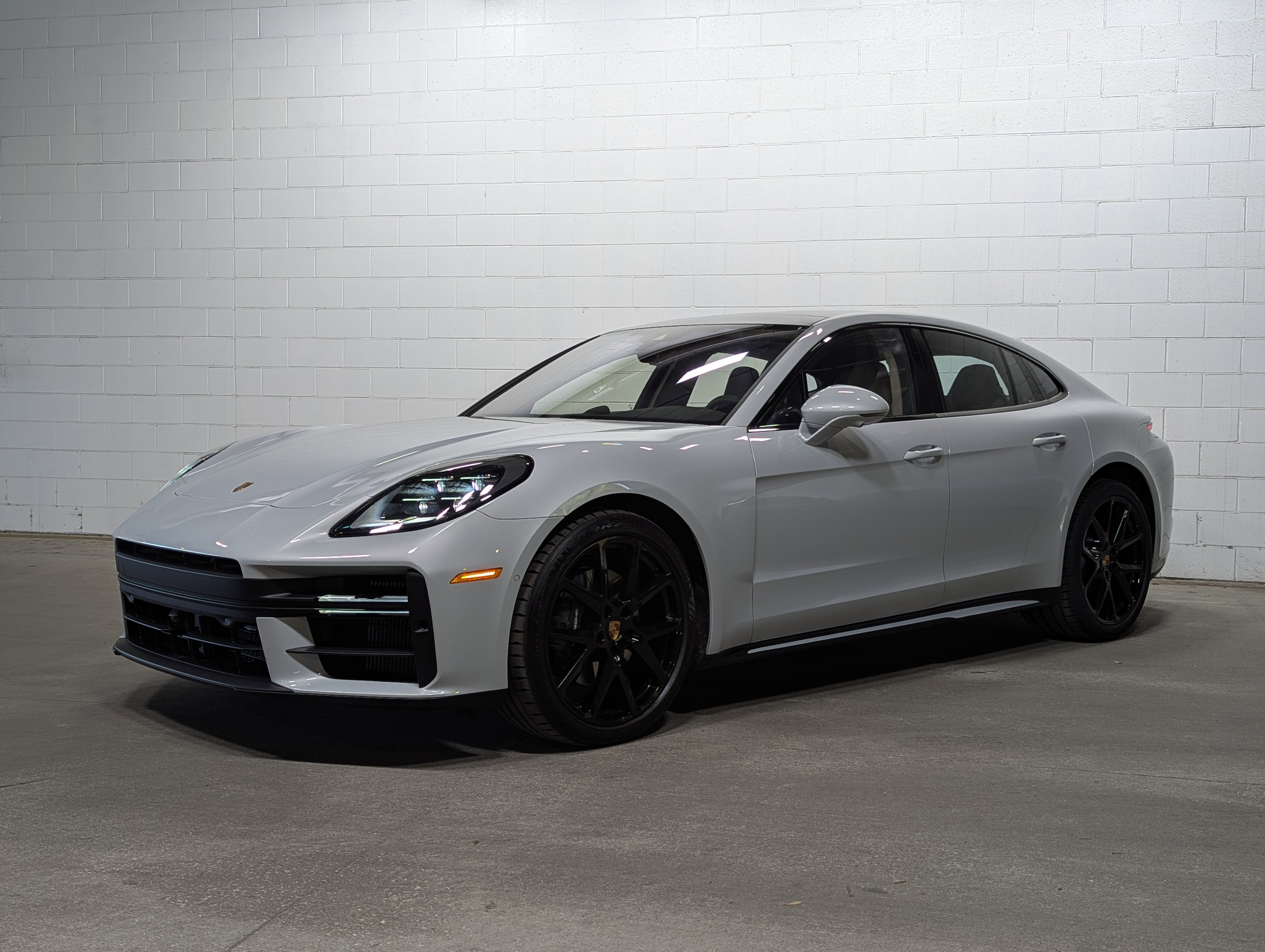 2025 Porsche Panamera