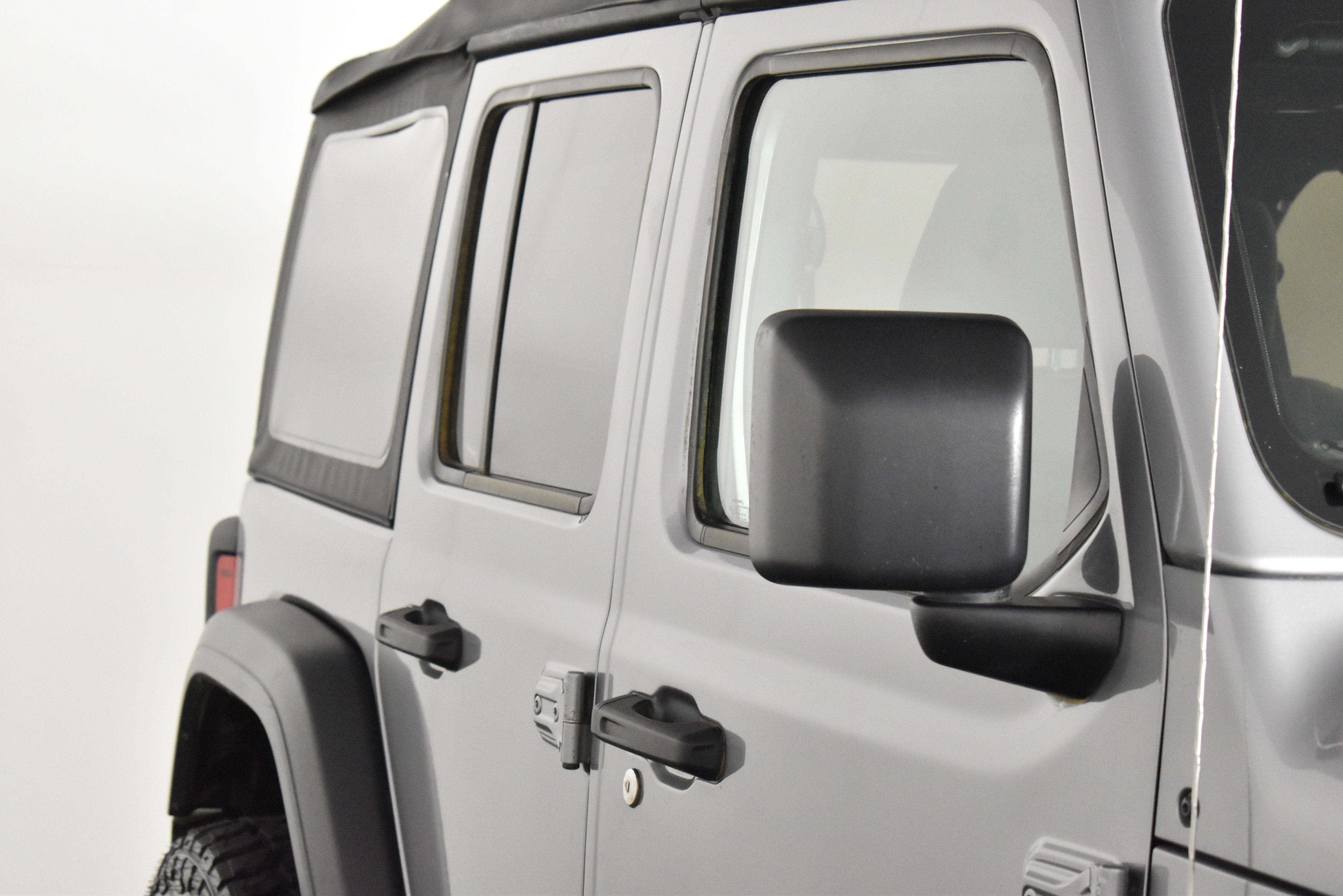 2018 Jeep Wrangler Unlimited Sport photo 2