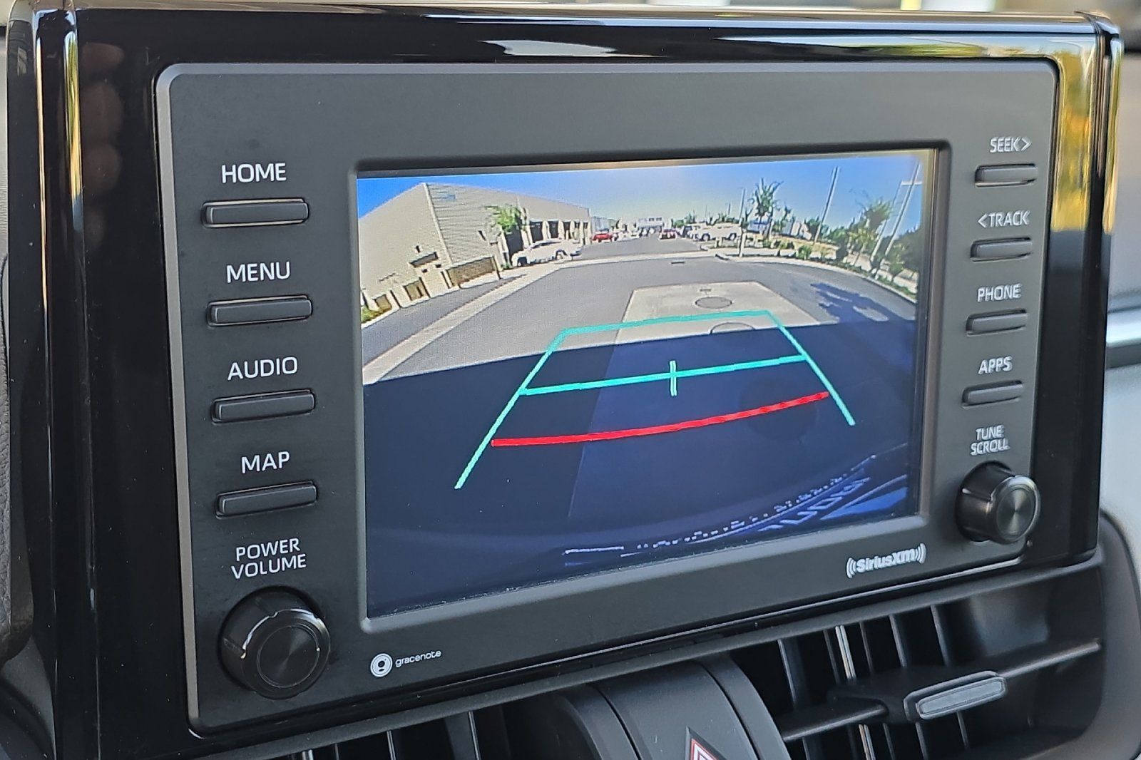 2021 Toyota RAV4 XLE photo 20
