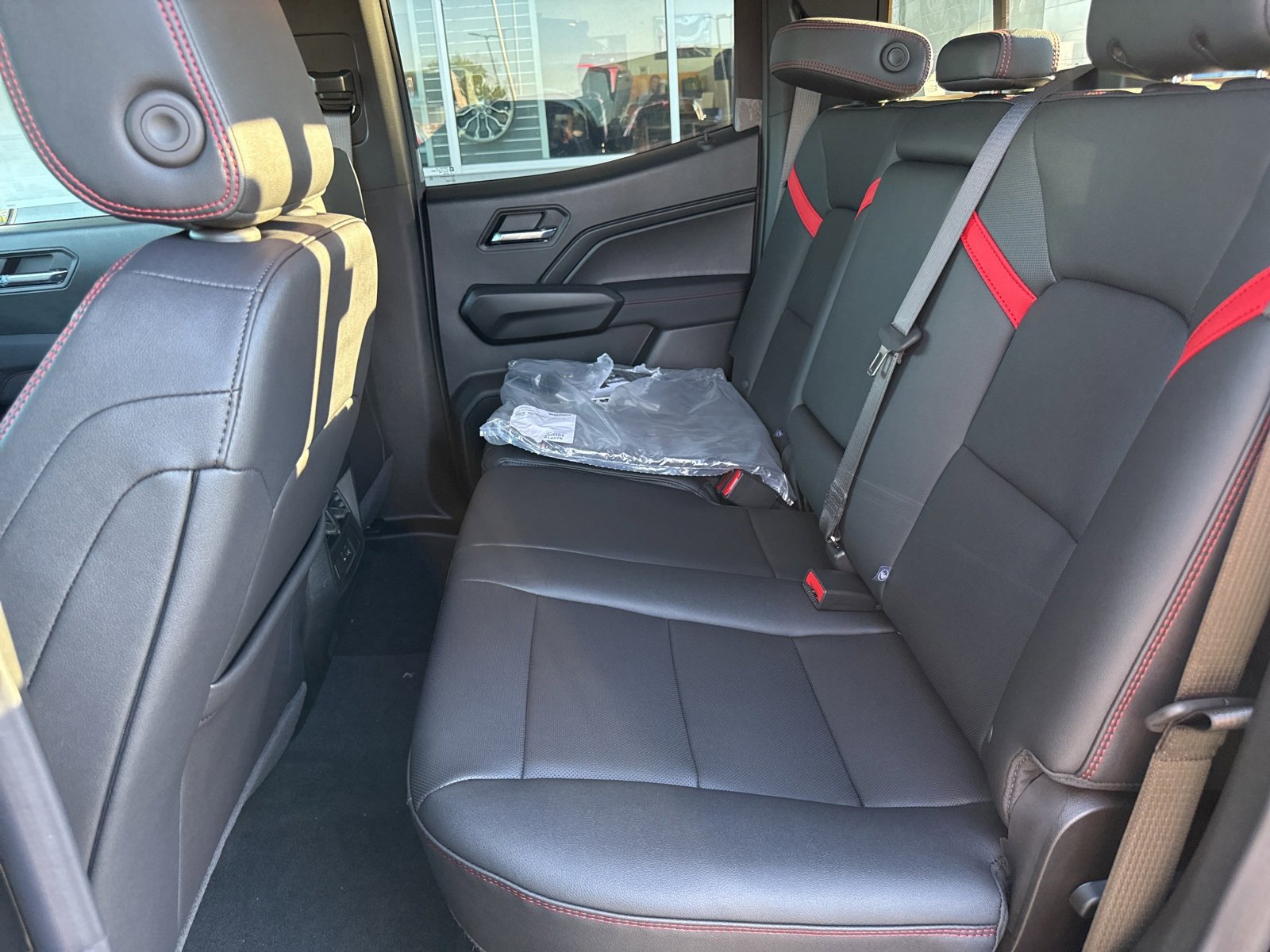 2026 Chevrolet Colorado Z71 photo 10