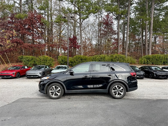 2020 Kia Sorento LX photo 2