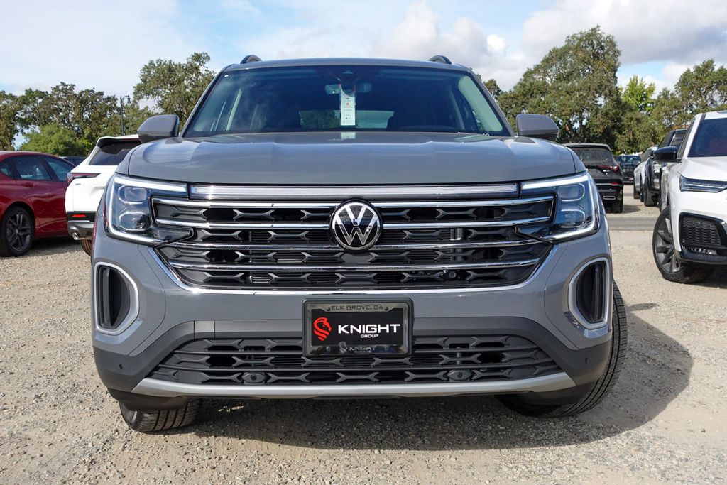 2026 Volkswagen Atlas SE Technology photo 3