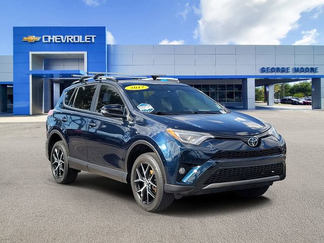 2017 Toyota RAV4 SE