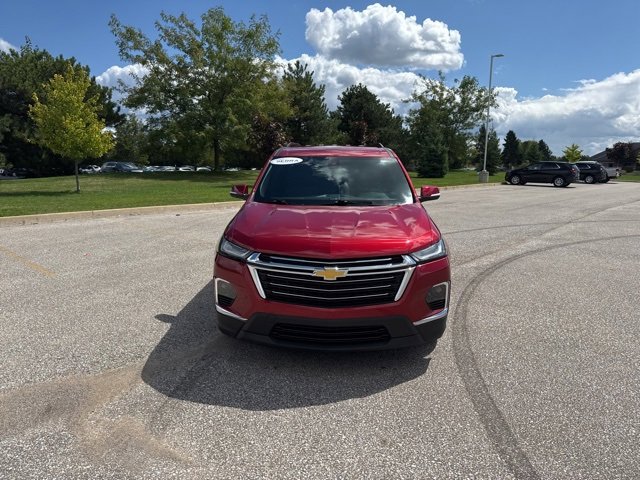 2023 Chevrolet Traverse 1LT photo 2
