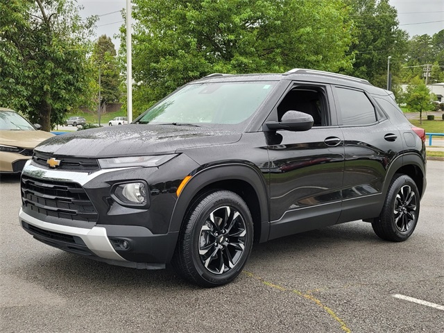 2023 Chevrolet Trailblazer LT photo 3