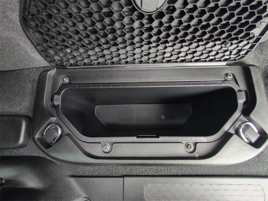 2025 Ram 1500 Tradesman photo 15