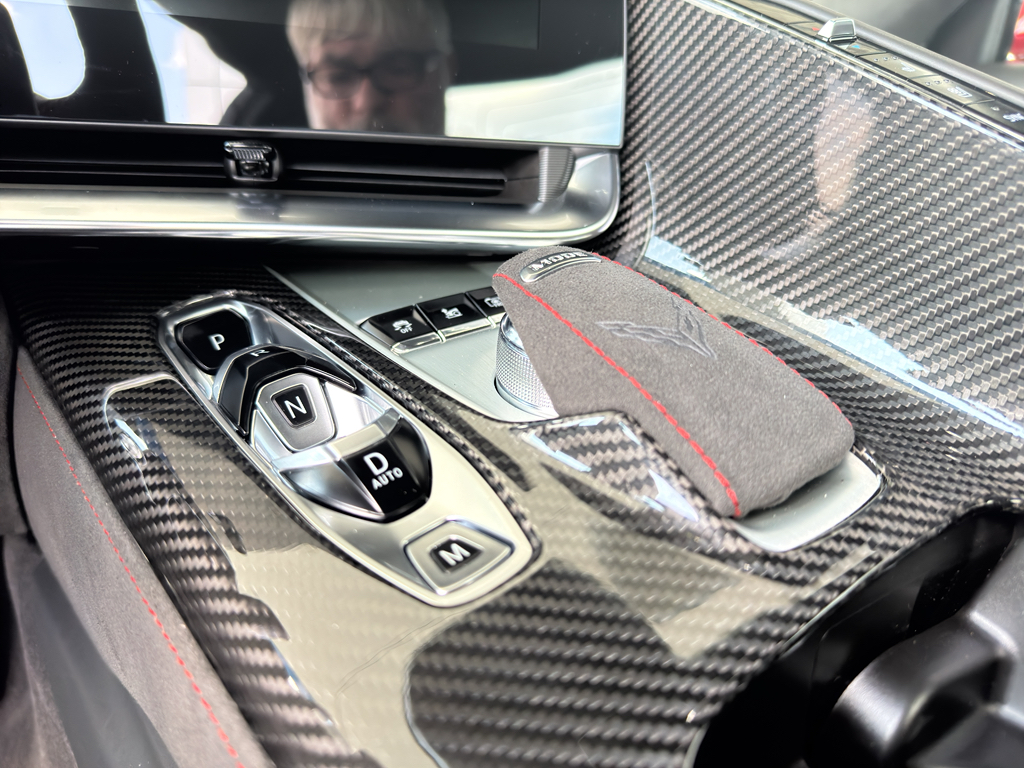 2025 Chevrolet Corvette E-Ray 3LZ photo 23