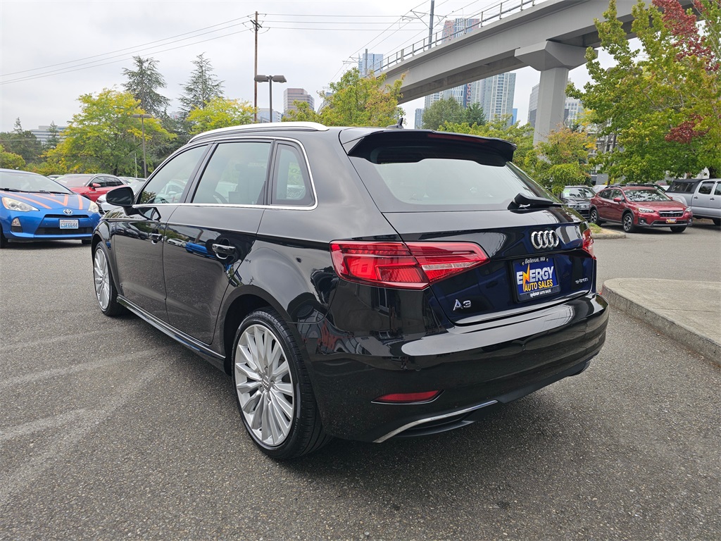 2017 Audi A3 E-tron Premium Plus photo 5
